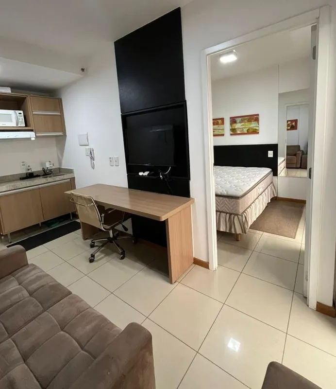 Invest Flat aluga apartamento no 3º andar com área privativa de 27m² no Cond. Vi...
