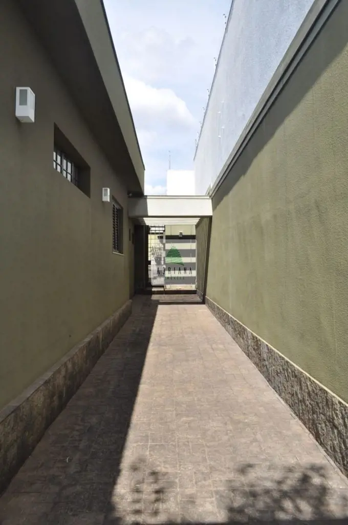 3 Quartos Sendo 1 Suítes 3 Salas Garagem para 5 Carros 19/08/25