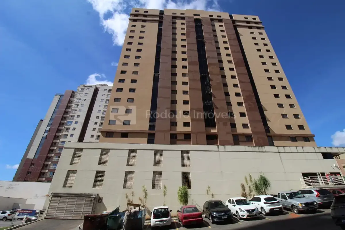 EXCELENTE APARTAMENTO NO ED. UNO RESIDENCEUM QUARTO COM ARMÁRIOS, BANHEIRO COM B...