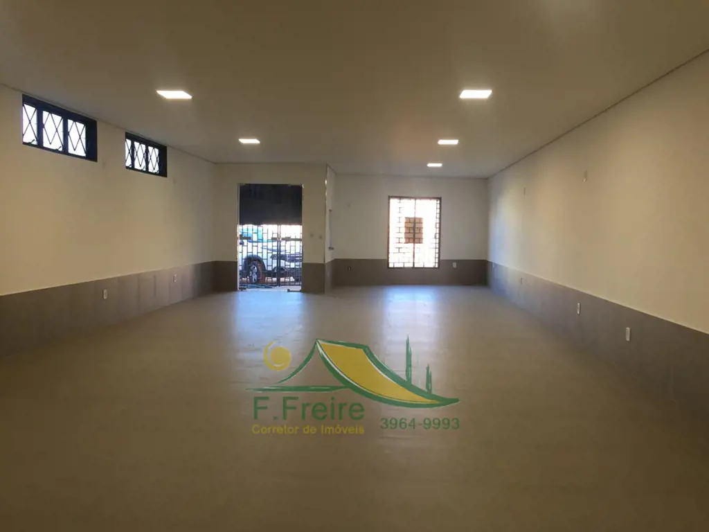 ALUGO LOJA - RUA 4D!LOCAL EXTREMAMENTE MOVIMENTADO!!LOJÃO C/ 90M2, TODO NO PISO ...