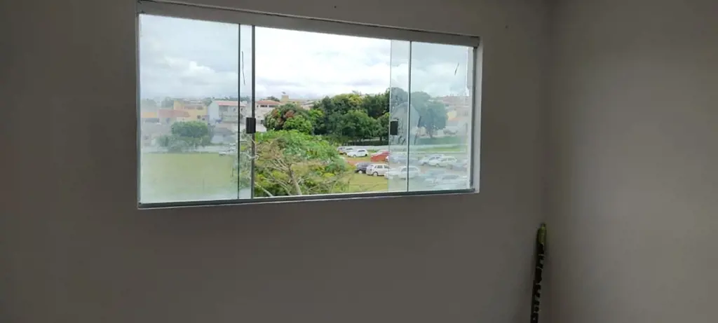 Descubra um ótimo apartamento de 2 quartos, localizado na QS 12 Conjunto 8B, em ...