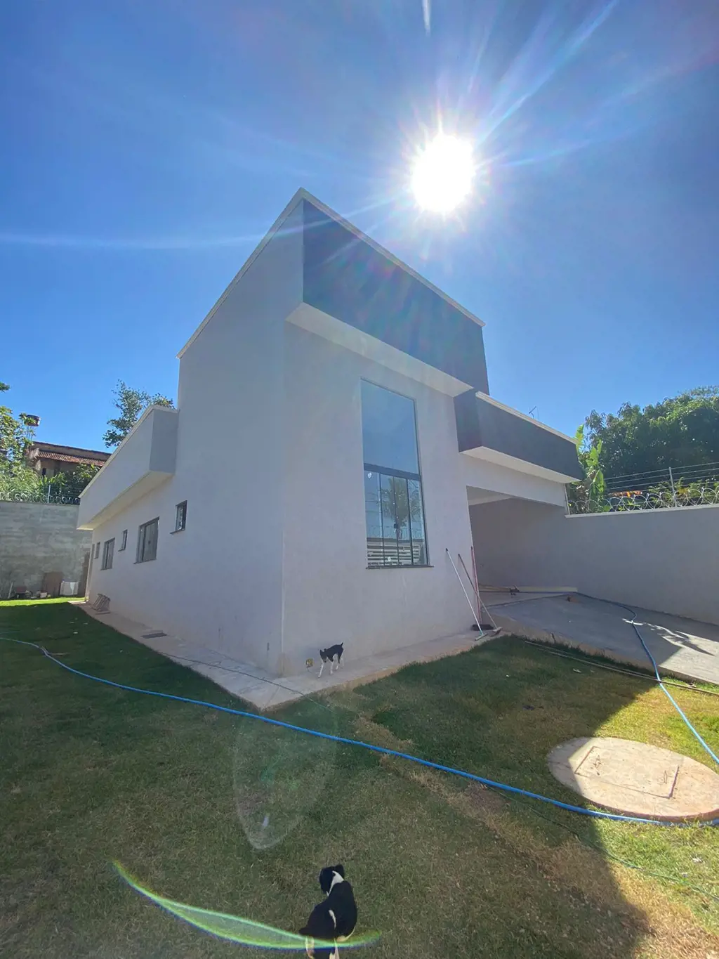 *Casa terrea conceito aberto com bancada.*Sala Ampla Clara e Arejada *3 quartos ...