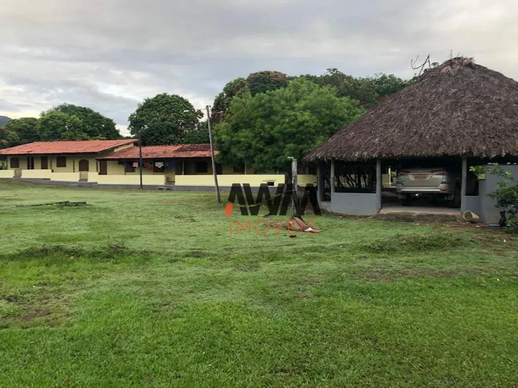 Código FA0239Captador RogérioFAZENDA BRAÚNAS 2.725 hectares (3 matrículas); 3 es...