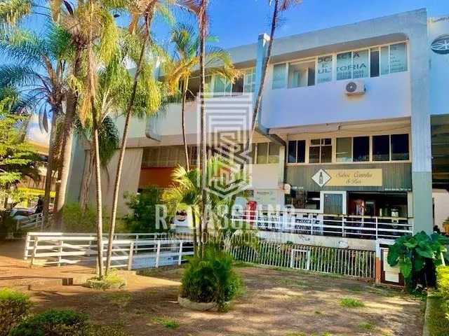 R. CASSIANO ALUGA Excelente loja na SCLN 202 Norte, Asa Norte, Brasília, compost...