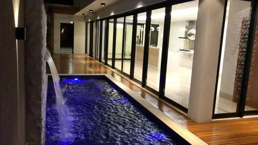 Casa para venda possui 237 metros quadrados com 3 quartos em Jardins Lisboa - Go...