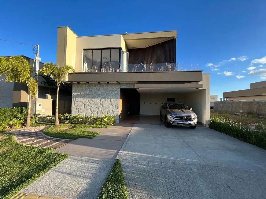 Casa para venda com 225 metros quadrados com 3 suítesCondomínio parqville pinhei...