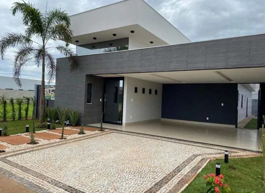 Belíssima casa a venda no condomínio Terras Alpha 1Condomínio Terras Alpha1Quadr...