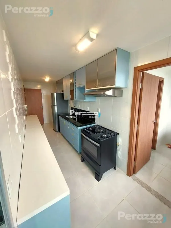 Vista Privilegiada, Sofisticação e Conforto em um Apartamento de Alto Padrão com...