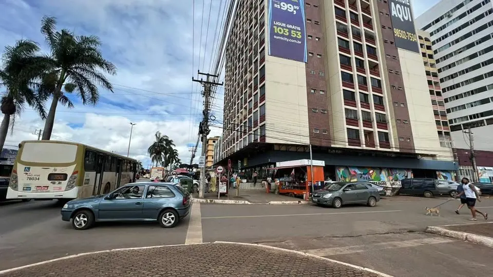 Excelente oportunidade pra você investidor ! TOPC 07 LOTE 16 LOJA 01 + GARAGENS ...