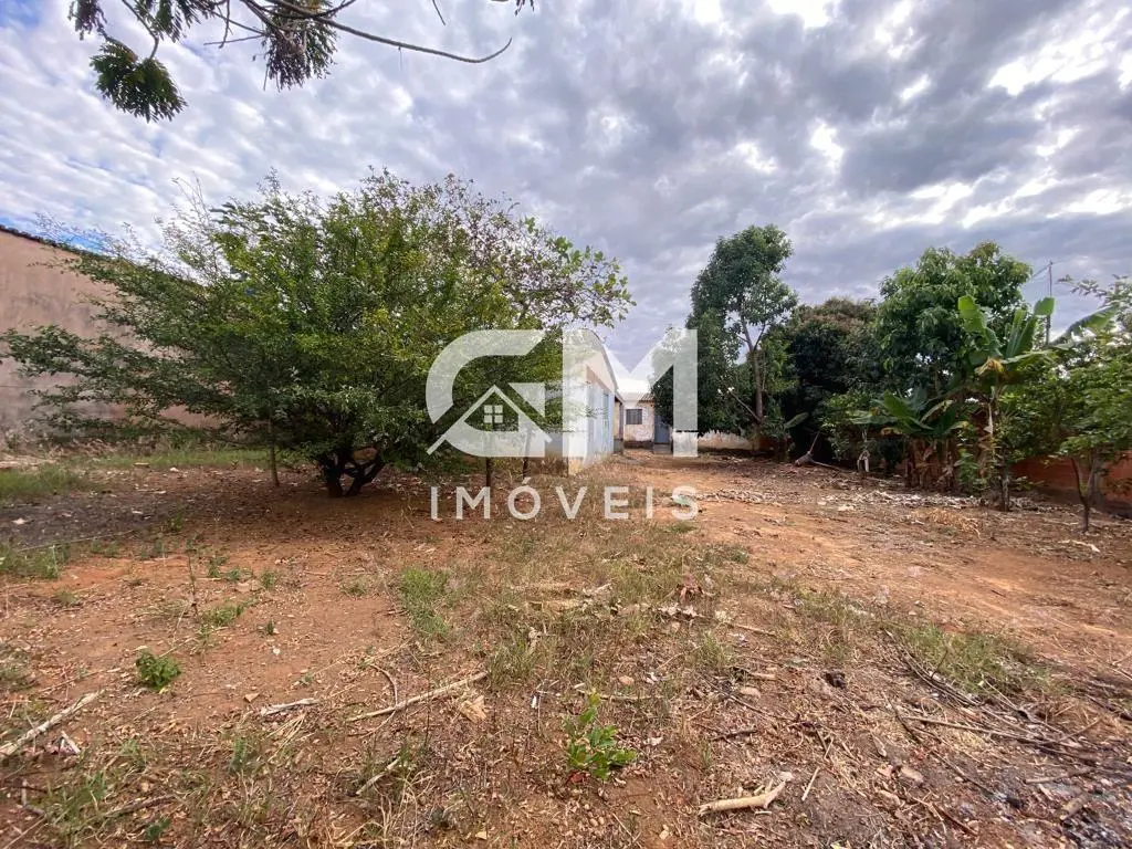 A GM Imóveis vende casa na Quadra 13 do Arapoanga, Planatina-DF. *********DISTRI...