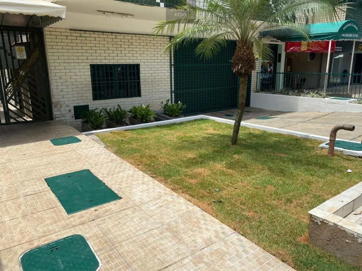 VENDO LOJA TERREA NO NUCLEO BANDEIRANTESVendo loja térrea logo no início do Núcl...