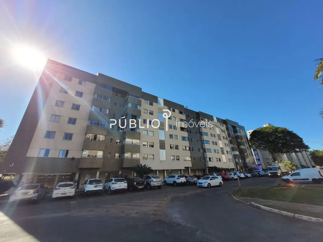 Venha conhecer o apartamento dos seus sonhos, localizado na convidativa e com ba...