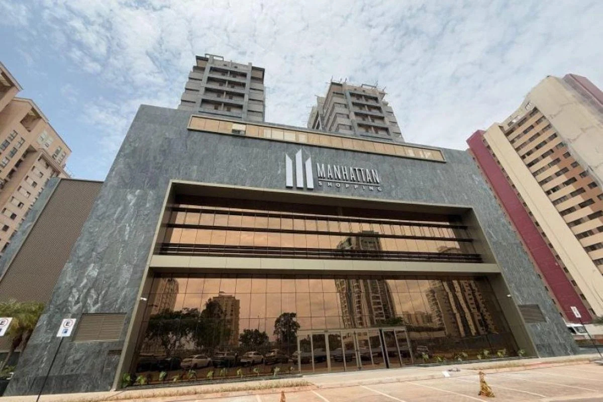 O Menor Valor do empreendimento Assinado pela PaulOOctavio Construtora.8º andar ...