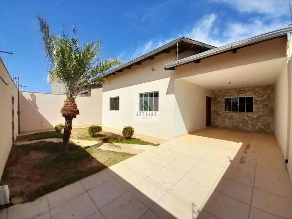 casa , confortável , espaços amplas , 3 quartos sendo 1 suíte, sala 2 ambientes ...