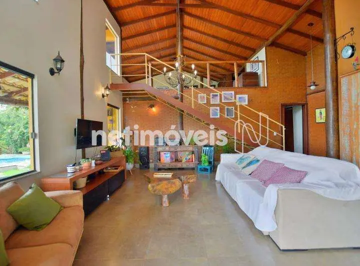 Condomínio Verde:IMÓVEL: Linda casa com habite-se, estilo rústica, com 380 m²;Sa...