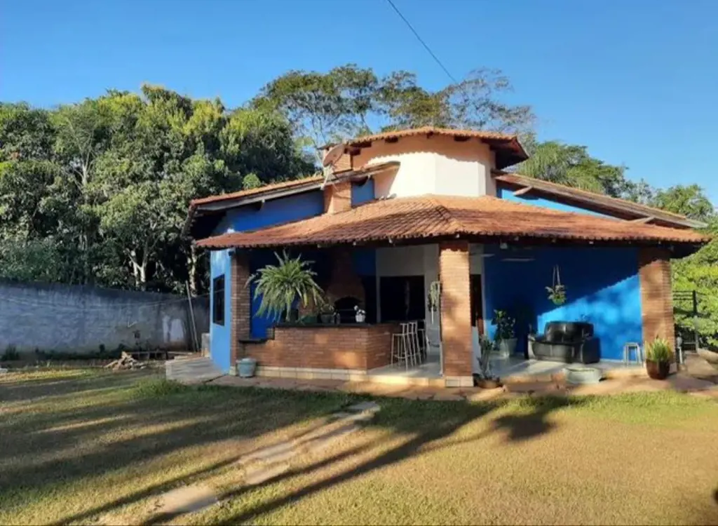 VENDO CASA CONDOMÍNIO SOLAR DA SERRA!COMPOSTA POR :3 QUARTOS SENDO 1 SUÍTE;SALA ...