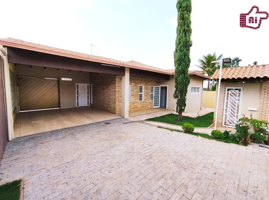 CASA DE ALTO PADRÃO EM VICENTE PIRES, NA RUA 3 CHÁCARA 46A, PERFEITA PARA QUEM B...