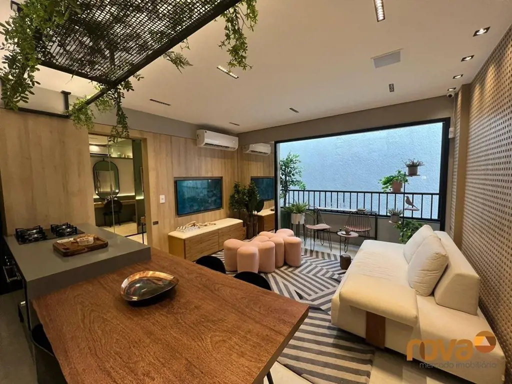 Apartamento 3 quartos com 3 suítes no setor Universitário, nascente, varanda, vi...