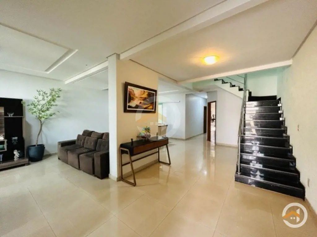 Casa de 3 quartos com suites a venda no Jardim no Jardim America , ao lado do Bu...