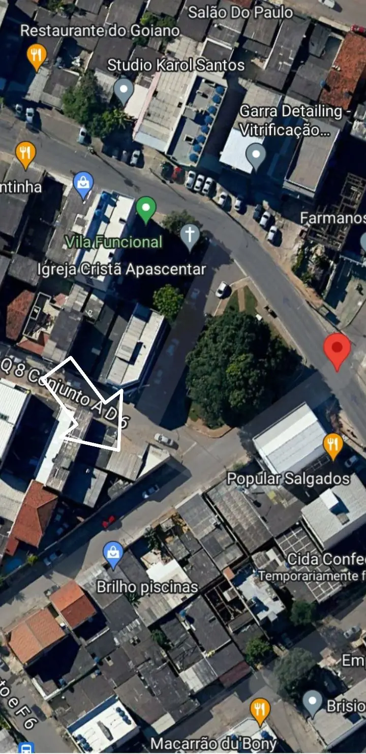Vende lote de esquina !!! Bom para quer contruir prédio e melhorar o rendimento....