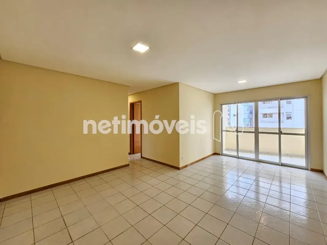 Apartamento de 03 quartos em andar alto - Resid. Giuseppe VerdiLocalização:Local...