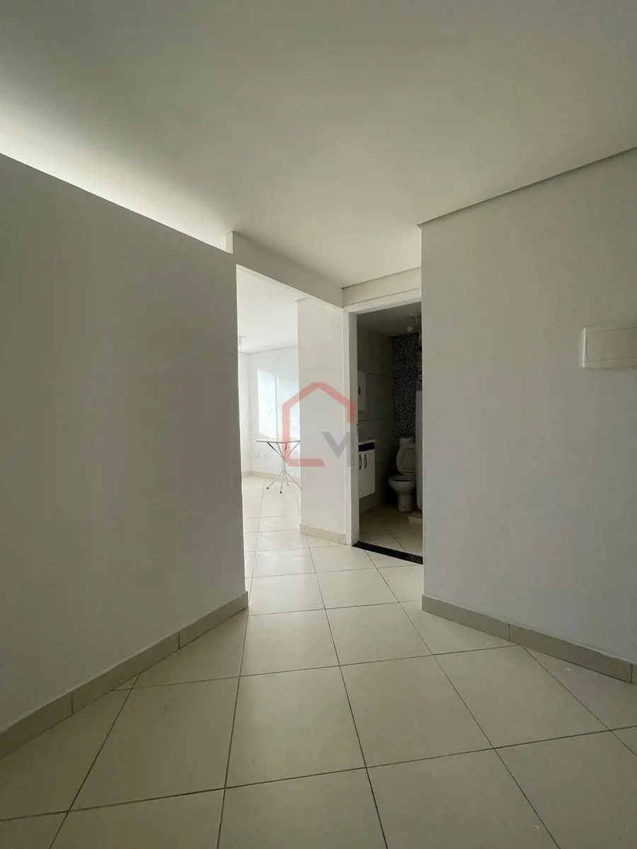 Multiplic Imóveis aluga excelentes salas comerciais com banheiro e amplo estacio...