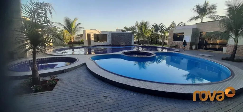 Sobrado em condomínio fechado com 3 quartos sendo 1 suíte ,com varanda gourmet ,...