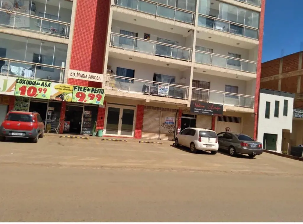 Linda e agradável Loja com 34 metros quadrados, com banheiro, pé direito ótimo, ...