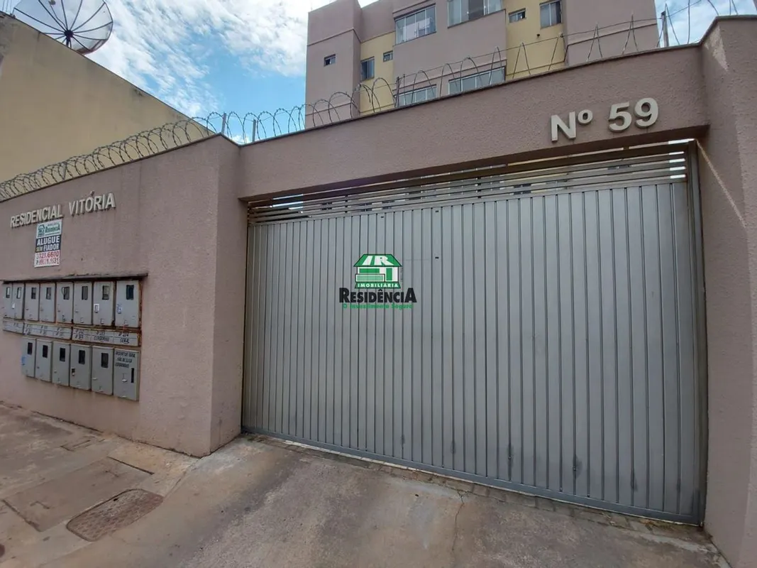 apartamento contendo:02 quartos sendo 01 suite com armario e box,quartos com arm...