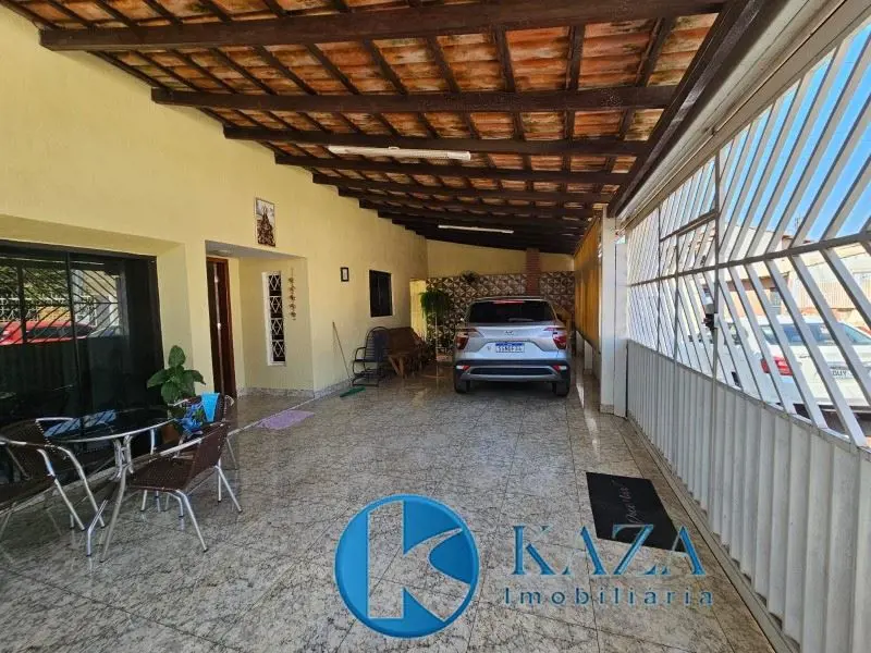 Casa com 5 quartos, dois banheiros na Etapa A de Valparaíso de Goiás- Acabamento...