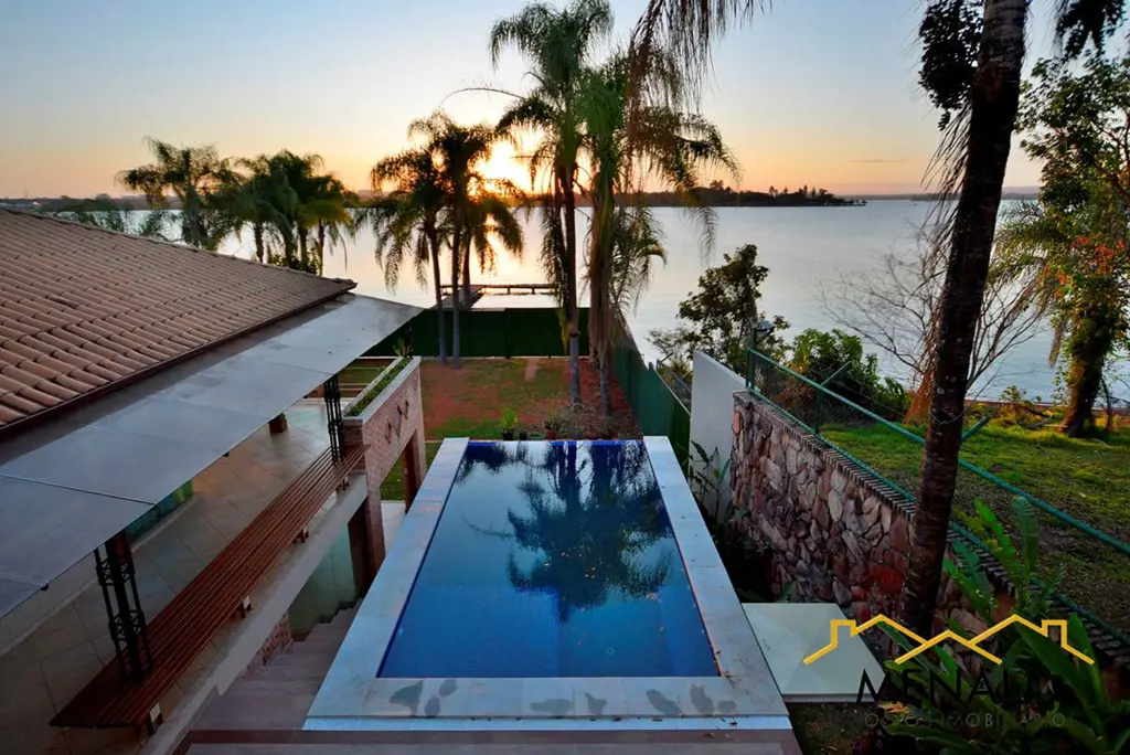 A casa é uma verdadeira obra-prima arquitetônica, com a melhor vista de Brasília...