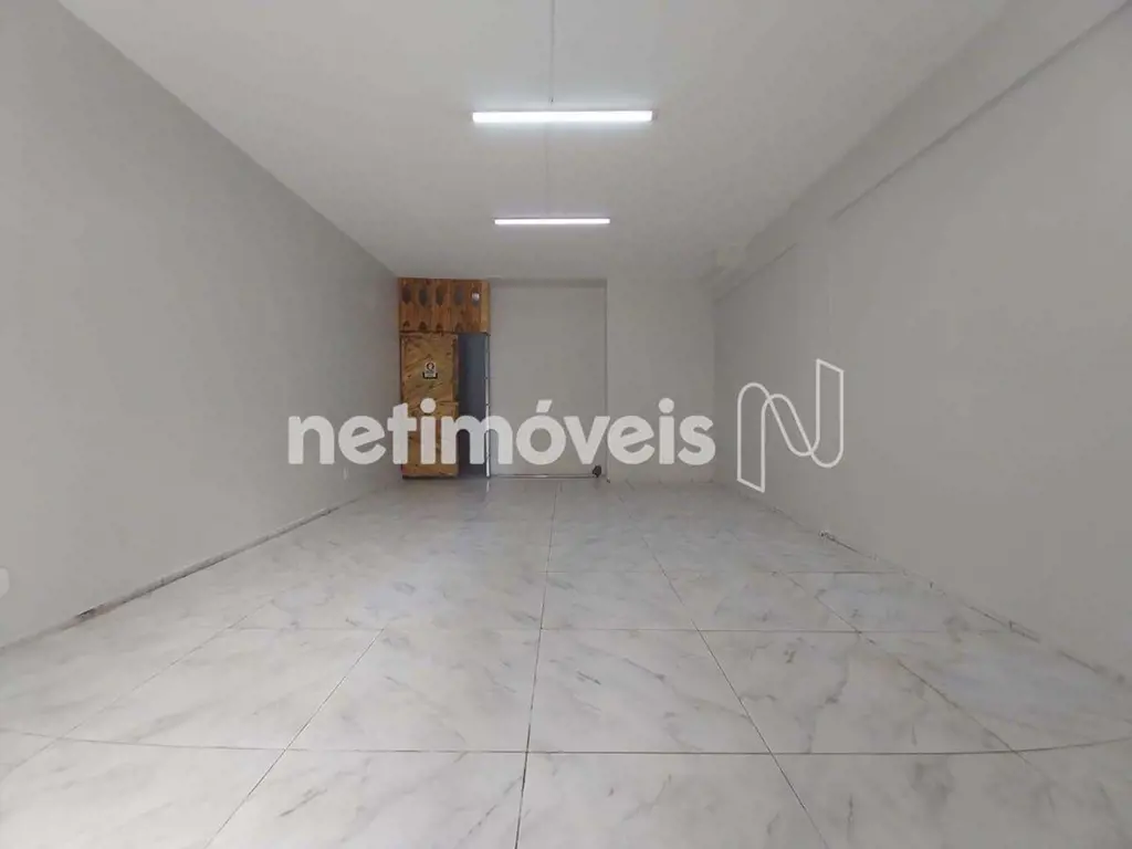 QNB 14 - Taguatinga Norte/DF. Imóvel: Loja comercial com banheiro social, cozinh...