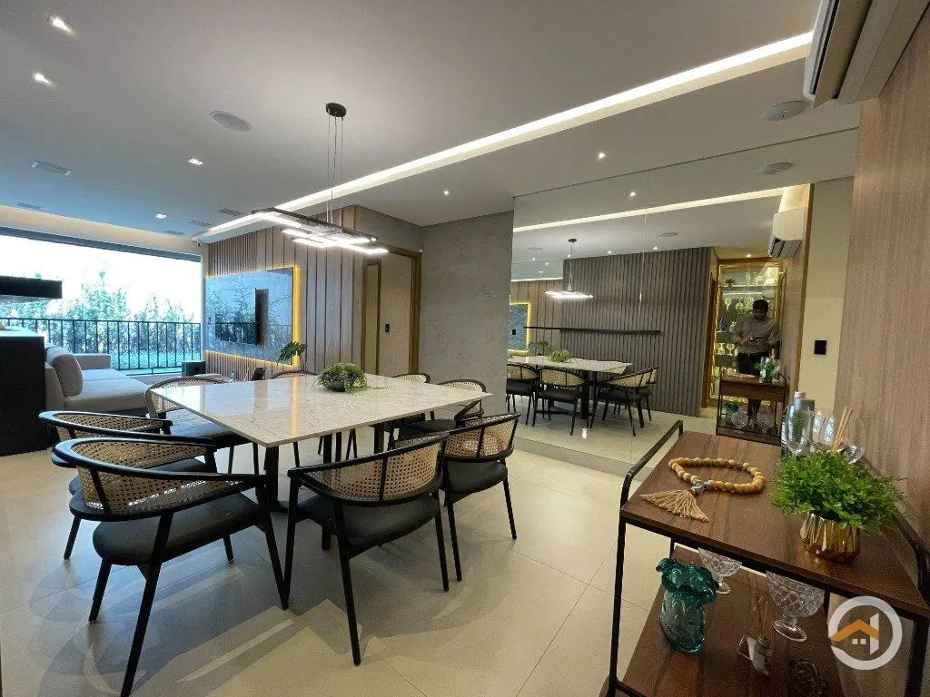 Apartamento 3 Suítes no Setor Bueno ao lado da Av. T-2, Baixo Bueno. Andar alto,...