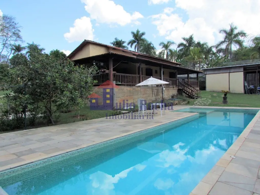 JULIO ROCHA IMOBILIÁRIA VENDE!MARAVILHOSA CHÁCARA NO JARDIM BOTÂNICO, COM UMA LO...