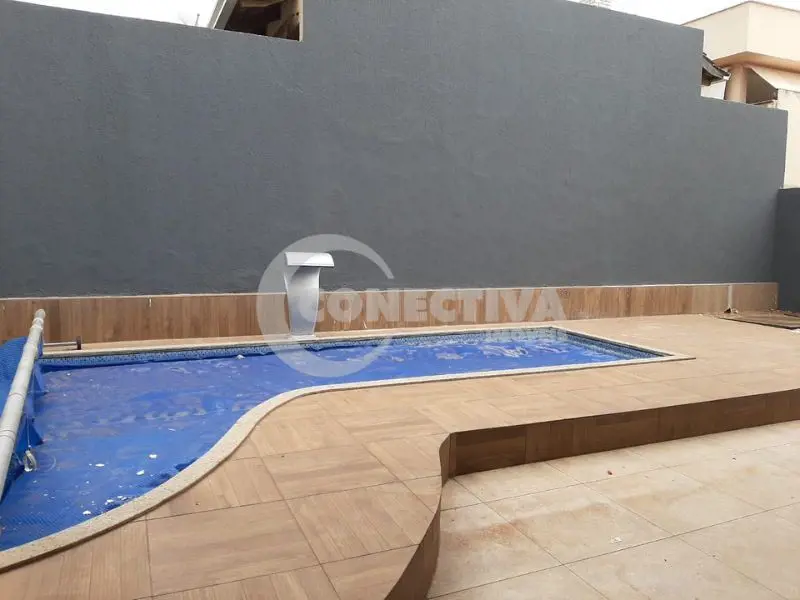  Comentários do corretor: Sobrado com 370,50 m2 de lote, 285,14 m2 de área const...