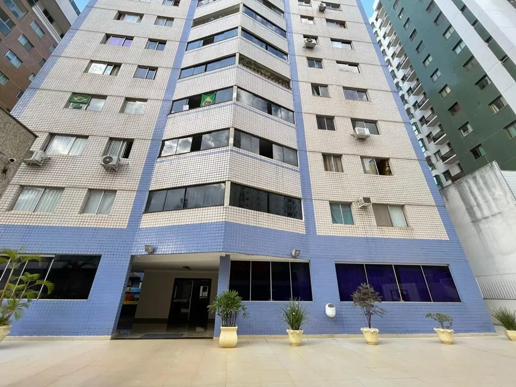 Apartamento bem localizado em Águas Claras composto de: - 3 quartos, sendo 1 suí...