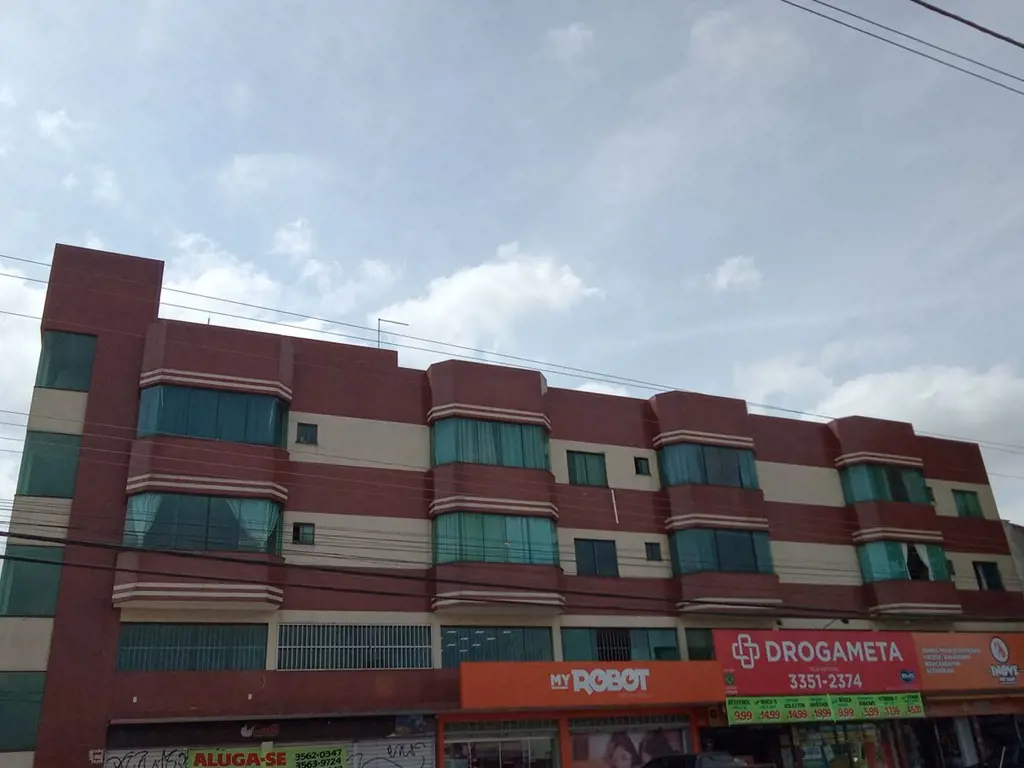 Residencial Ivete Apartamento todo o piso revestido em granito, contendo um quar...
