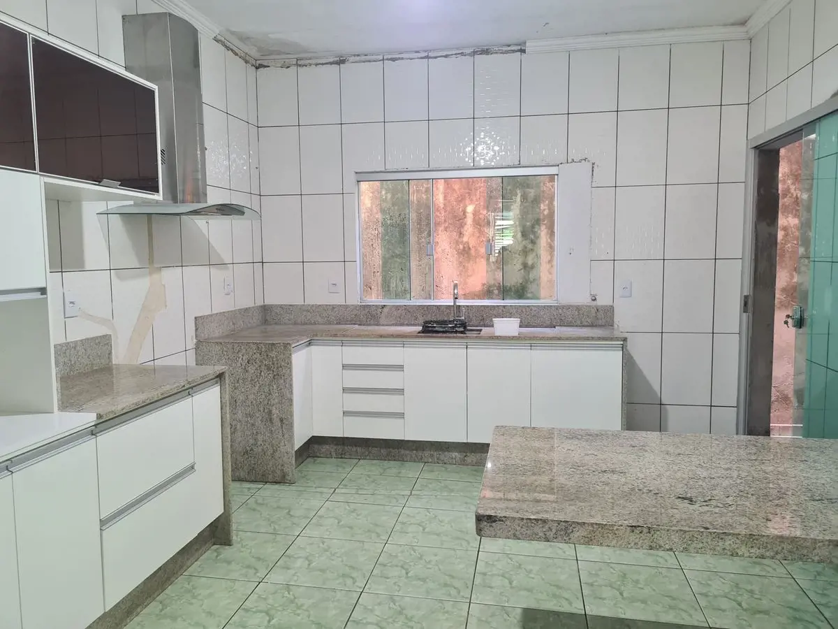 VENDO COM EXCLUSIVIDADE CASA EM CONDOMÍNIO FECHADO COND. SÍTIO DOS ANJOSPRÓXIMO ...
