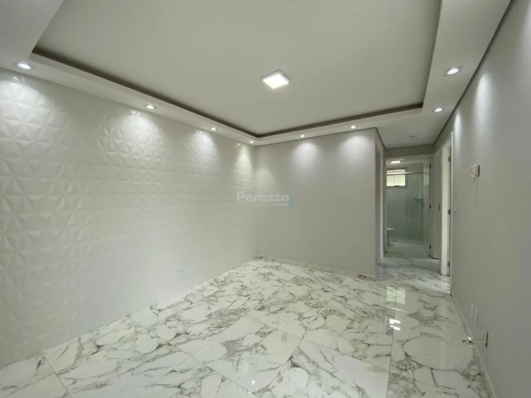 Ótimo Apartamento Térreo no Jardins Mangueiral QC 10 por R$2.900,00. TAXA DE CON...