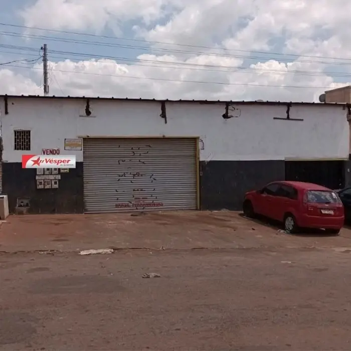 Lotes com as seguintes medidas:•13,66 metros de frente; •10,50 metros de fundo c...