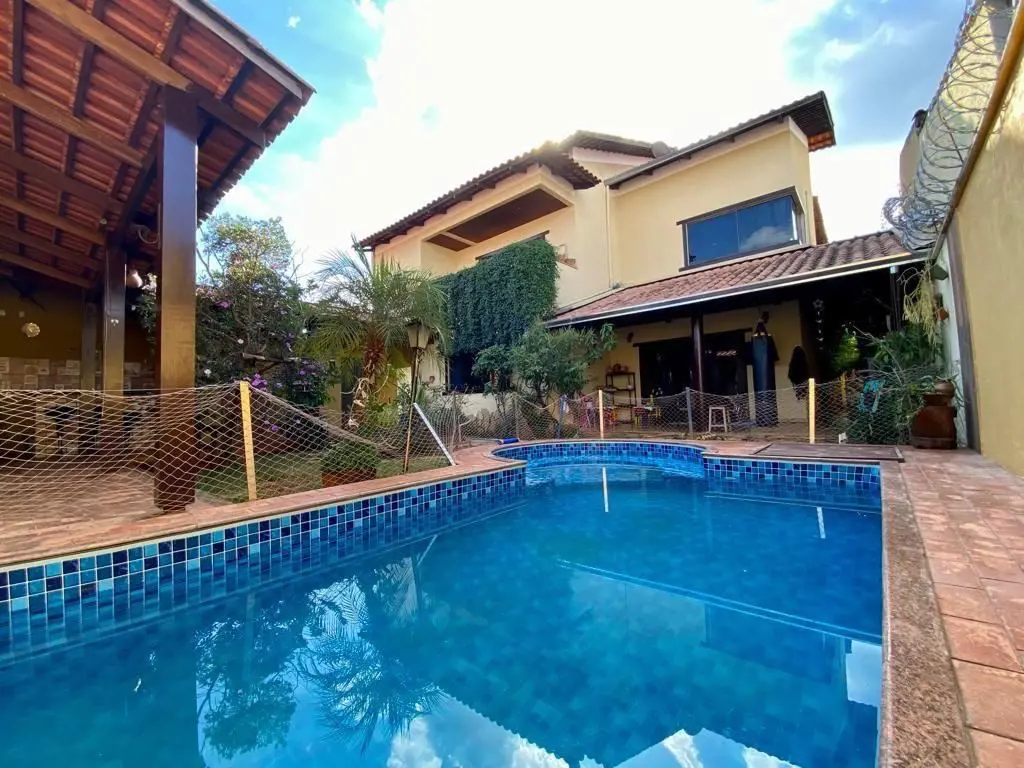 Sobrado no Jardim AtlânticoLindo sobrado a venda no Jardim Atlântico!Na melhor l...