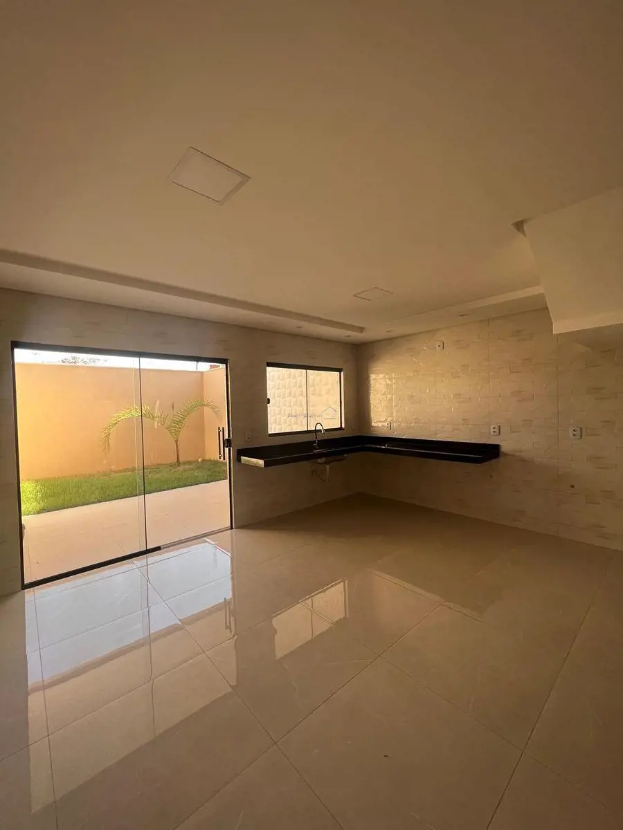Sobrado com excelente acabamento, localizado próximo ao portal shopping e Hugol,...