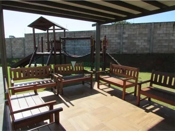 Sobrado 03 quartos, sendo uma suíte, sala de estar/jantar, cozinha americana, la...