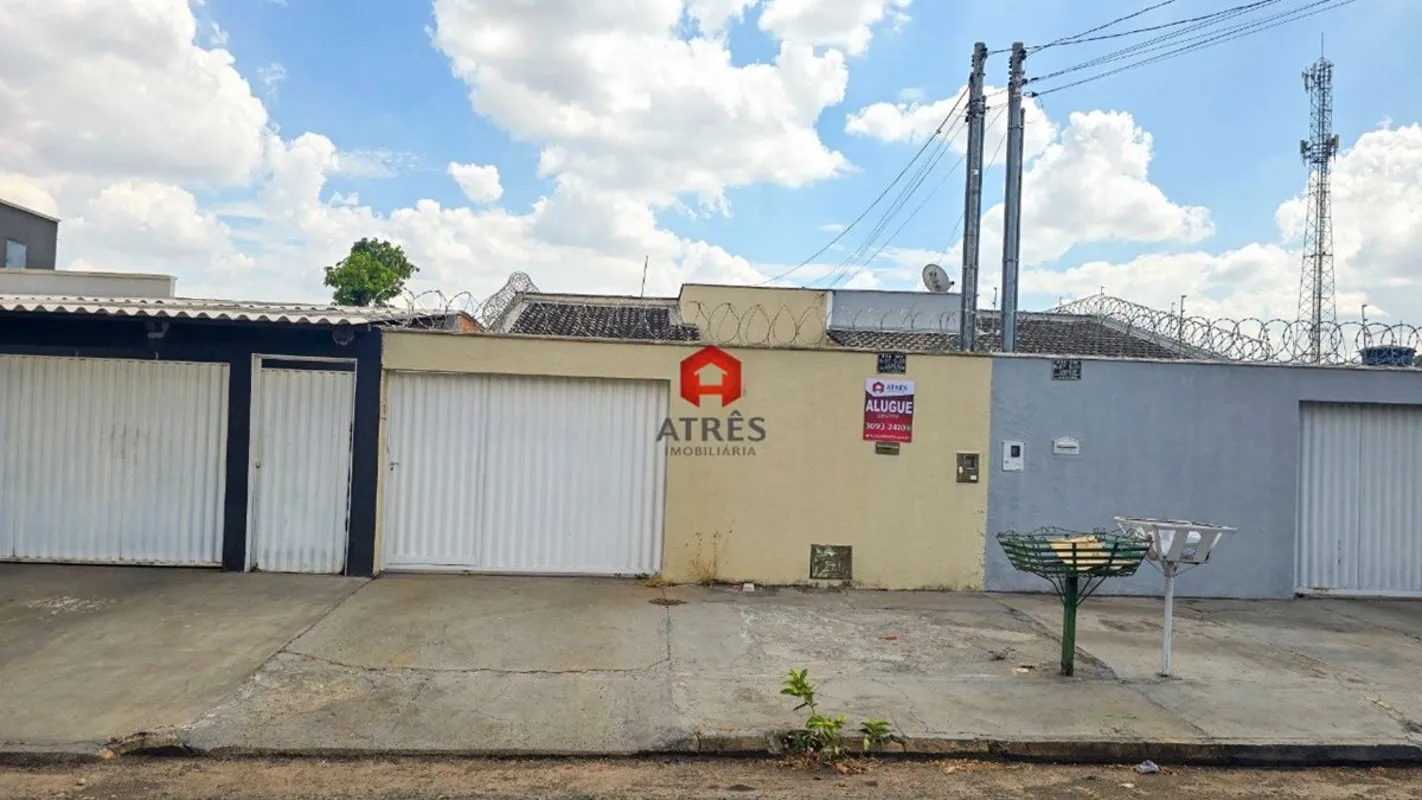 Localizada no Setor Jardim Monte Serrat em Aparecida de Goiânia com aproximadame...