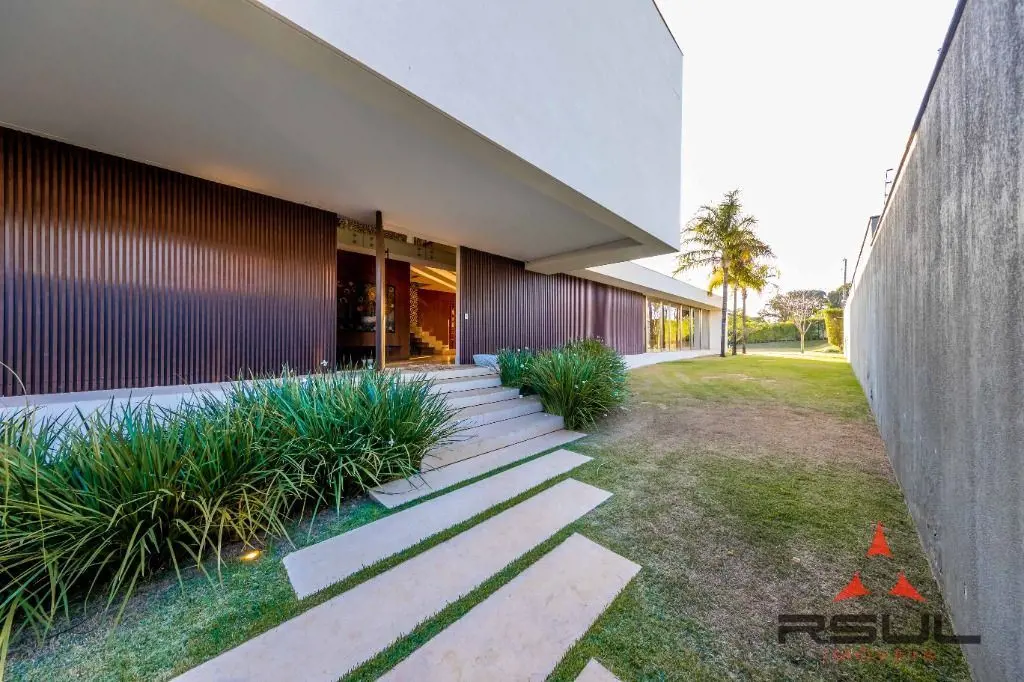 ACEITA PERMUTA POR IMÓVEL!!!VISTA PANORÂMICA DO LAGO PARANOÁ, PONTE JK... Locali...