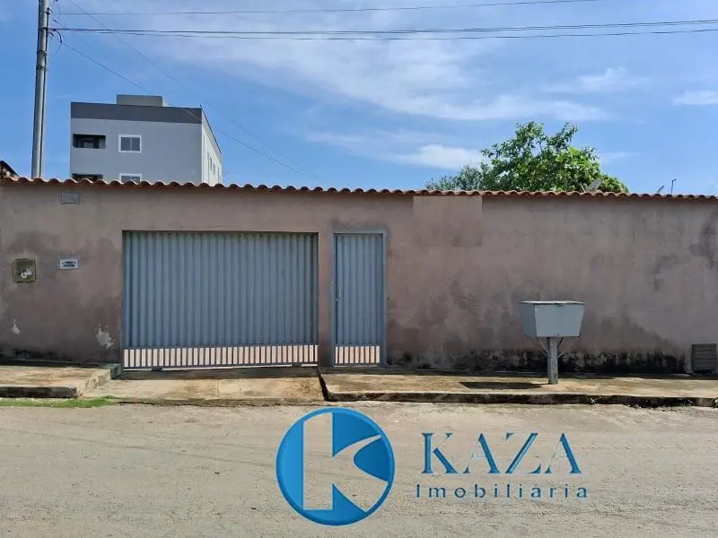 Venha conhecer essa excelente casa localizada em um lugar seguro e sossegado no ...