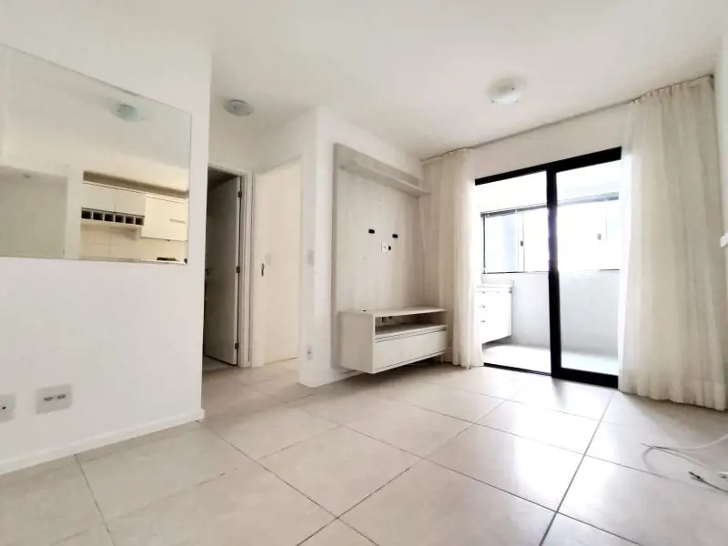 RUA 37 SUL - RES. REAL CELEBRATION - LOCAÇÃO APARTAMENTO UM QUARTO, REFORMADO. 6...