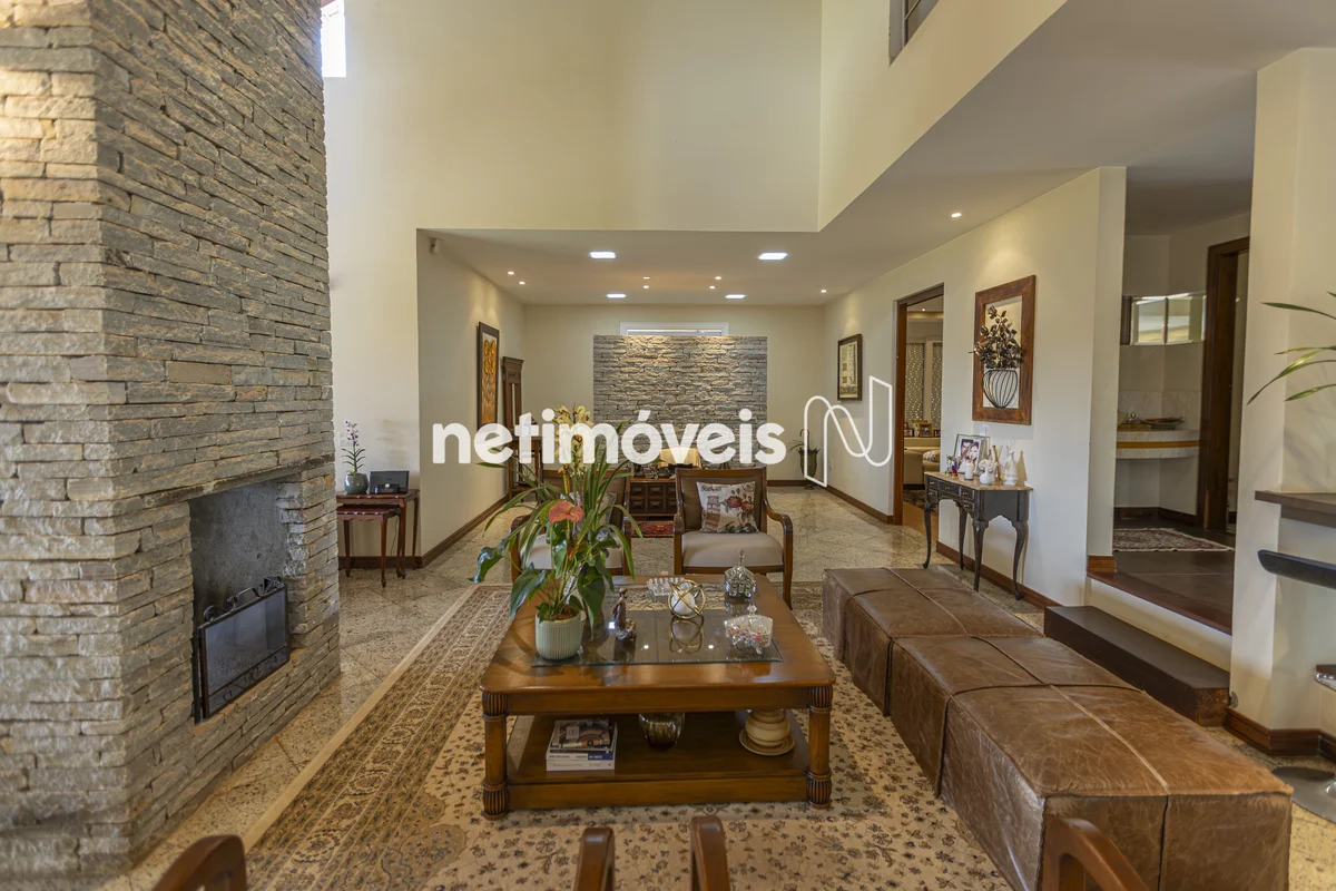 COD SAN 1003437Excelente casa em condomínio fechado, com todos os lotes construí...