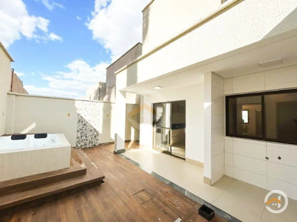 Condomínio Villagio Di Capri - Excelente sobrado com 4 quartos, sendo 4 suítes, ...