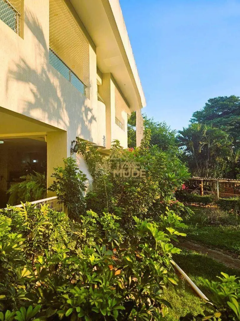 CASA LAGO NORTE QI 14/ VISTA PARA O LAGO/ LOTE DIFERENCIADOCasa com design arqui...